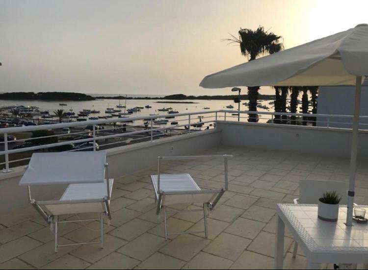 Camera Sul Mare Riviera Порто-Чезарео Екстер'єр фото